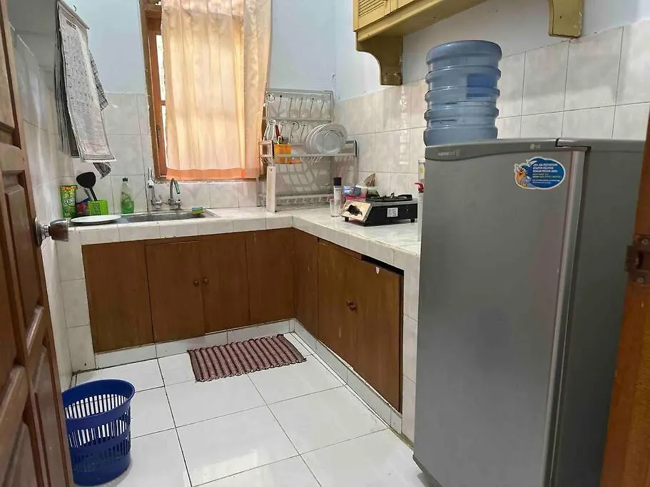 Jimbaran House Guest House